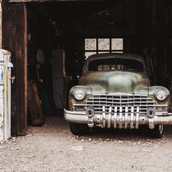 Vintage Car Garage Panoramic wallpaper Vintage Car Garage Panoramic wallpaper