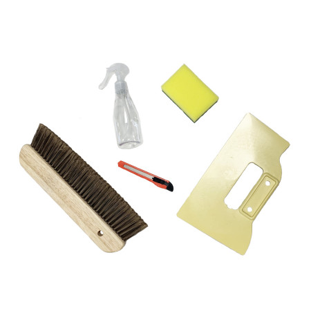 Wallpaper installation kit Wallpaper installation kit